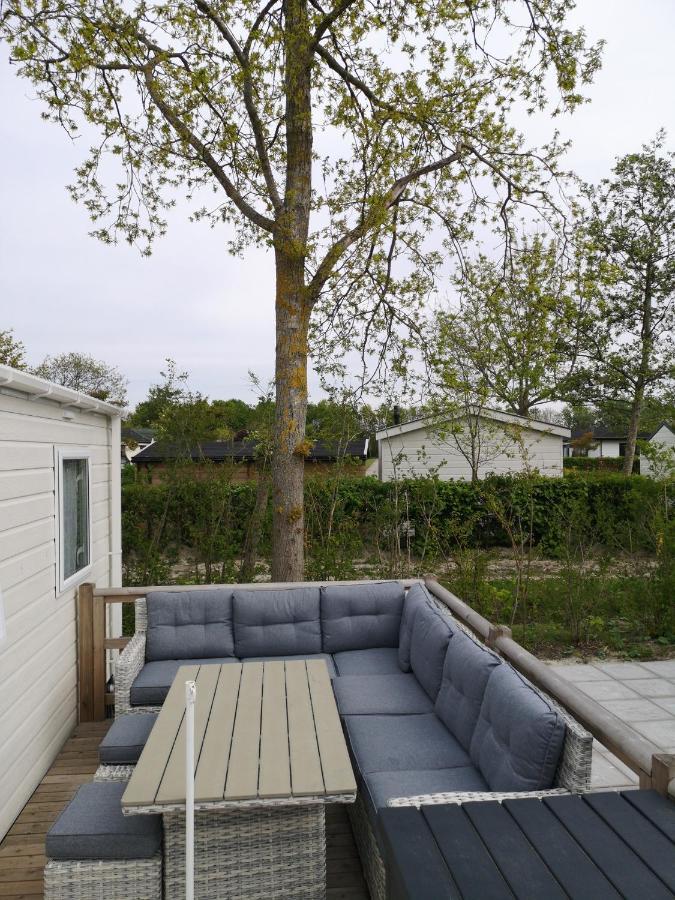 Holiday In Renesse Exterior photo